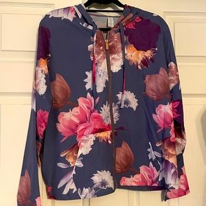 marika Large Floral Jacket With Dry Wik
